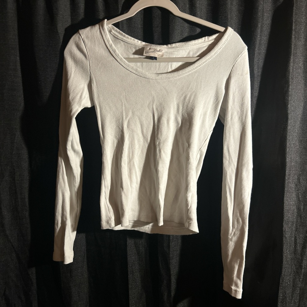 Universal Thread Cream Long Sleeve Tee